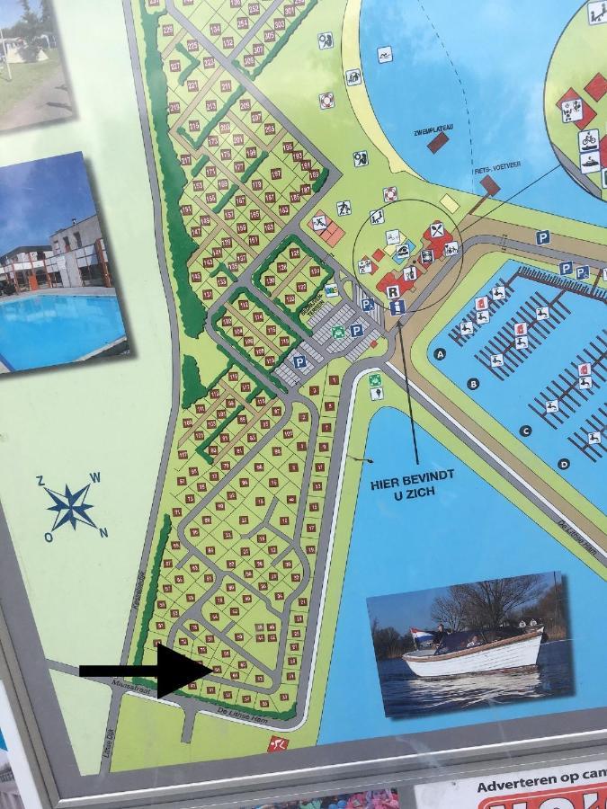 Ruime Chalet Midden In De Natuur In Lith Bagian luar foto
